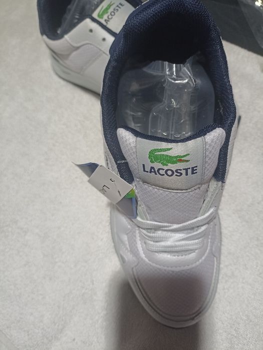 Adidasi lacoste noi