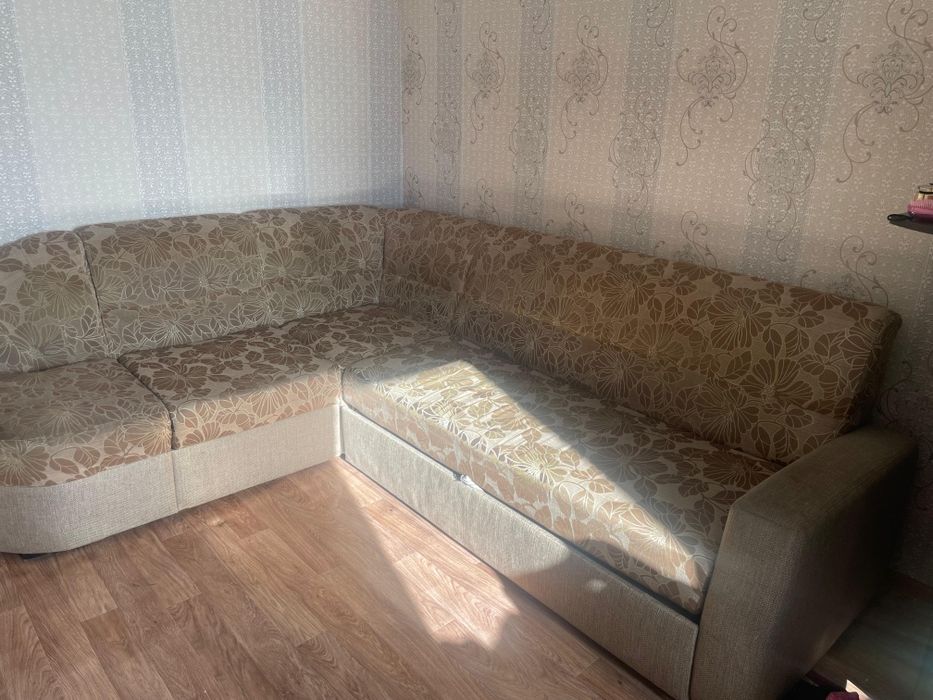Диван мягкий состояние отличное