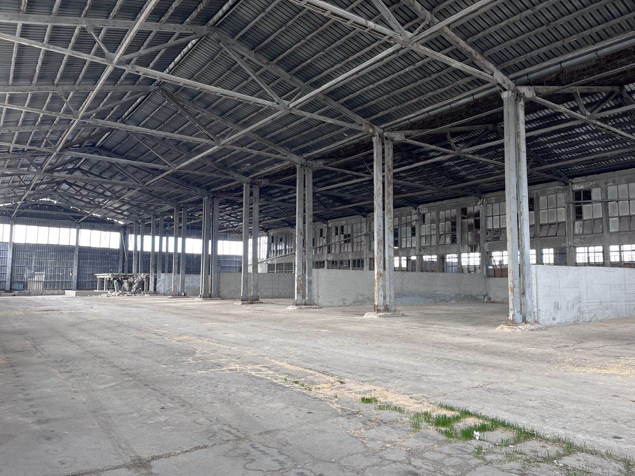 Дава се под наем Склад в Велико Търново, Картала - 5000 кв.м за 255 € - Снимка #11