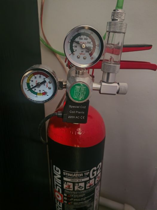 Sistem CO2 - acvariu
