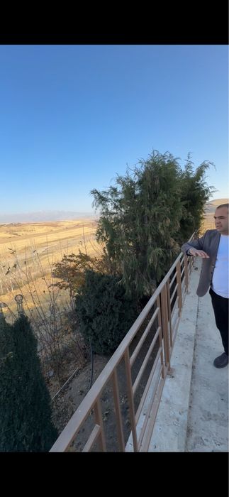 1 gektar dacha sotiladi Parkentda