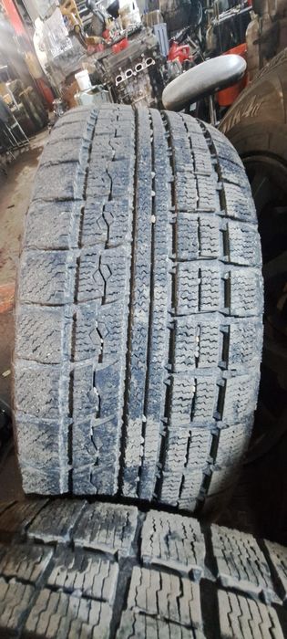 Продам резину зимнюю липучка