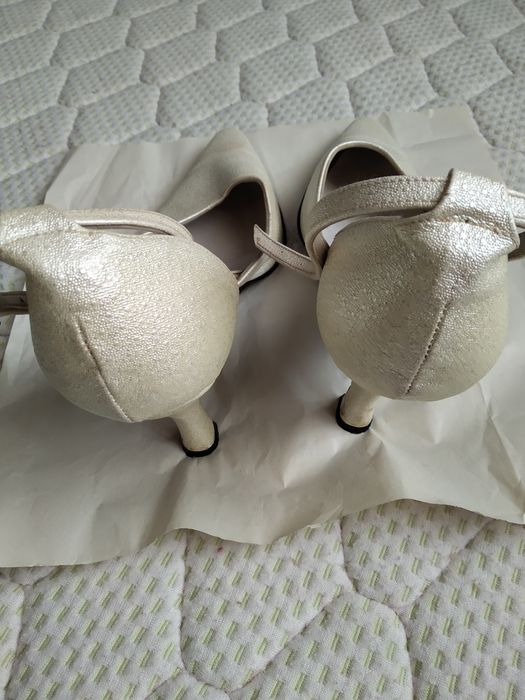 Сватбени обувки