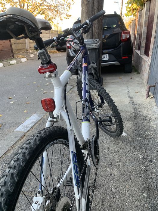 Bicicleta de vanzare