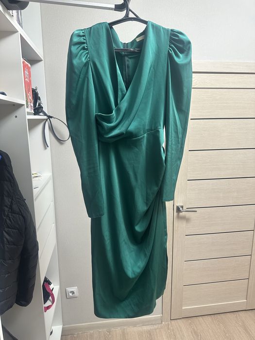 Продаю платье. СРОЧНО