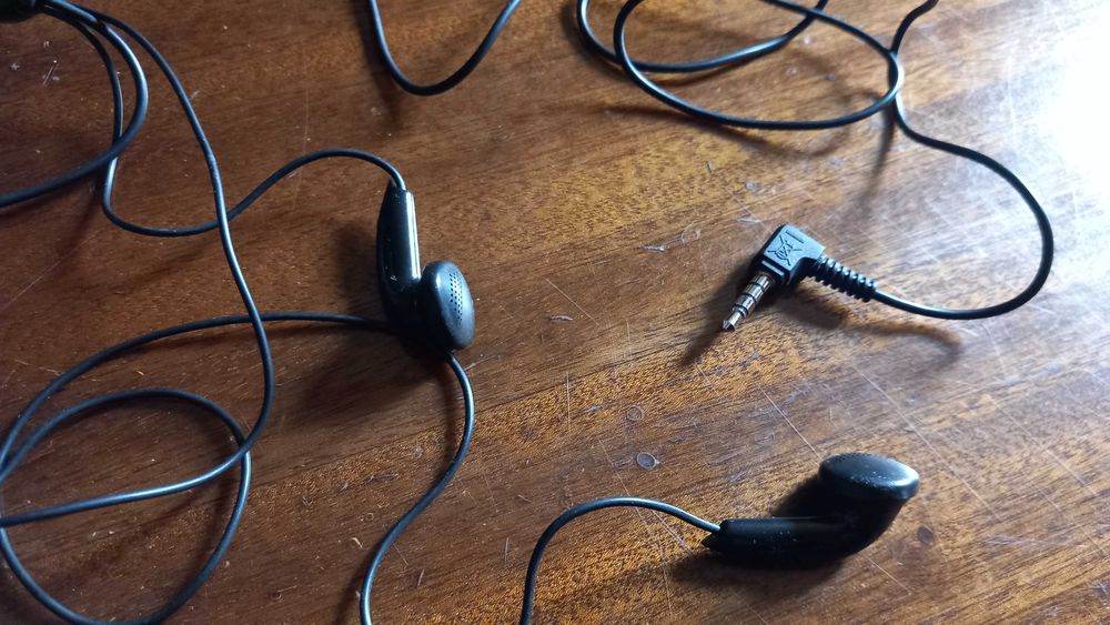 Acer aspire , модел от 2010- та година . Бонуси .