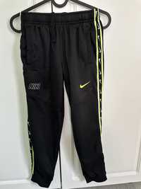 Pantalini Nike Dri-Fit