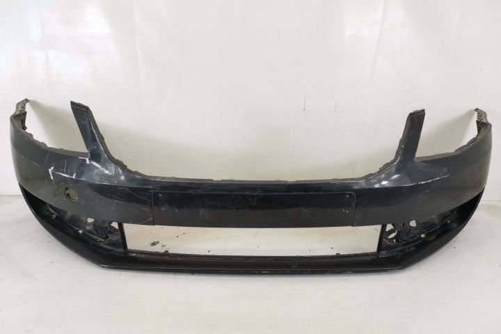 Оригинална предна броня в добро състояние Шкода Октавия / Skoda Octavi