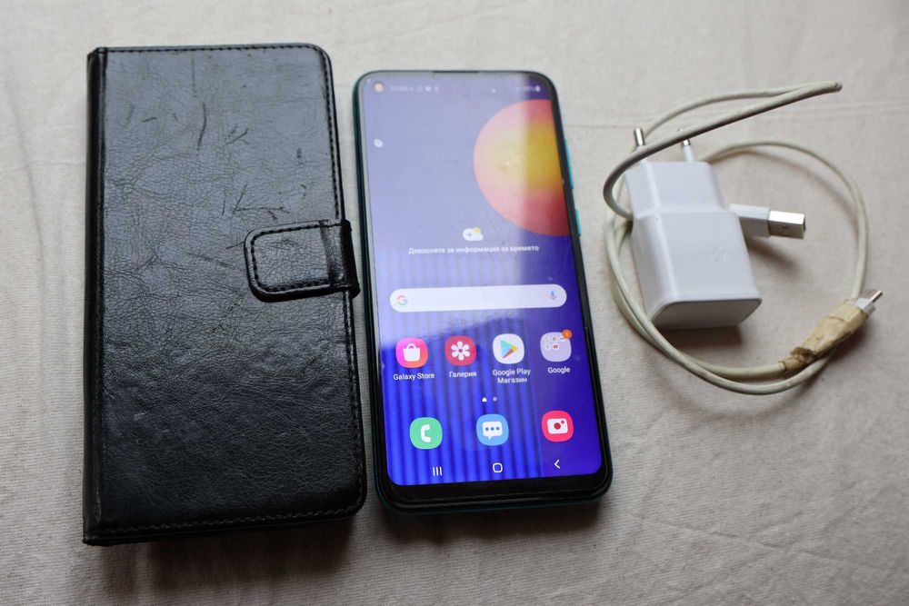 Samsung Galaxy M11 Dual-SIM 3 GB RAM + 32 GB вградена памет + слот SD