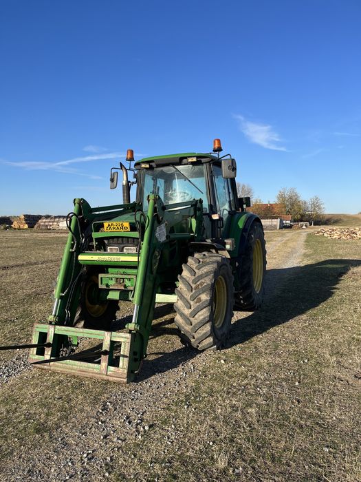 John deere 6230 cu incarcator frontal