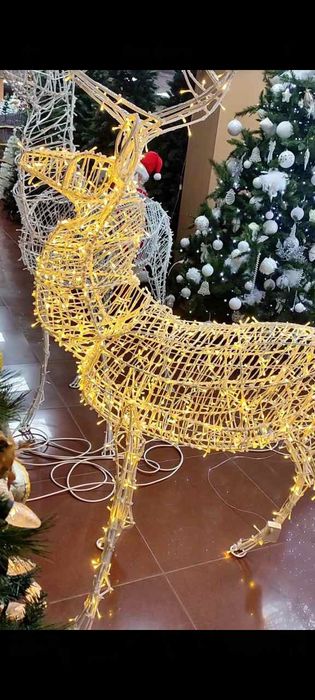 Новогодние Олени Каркас из Герлянды