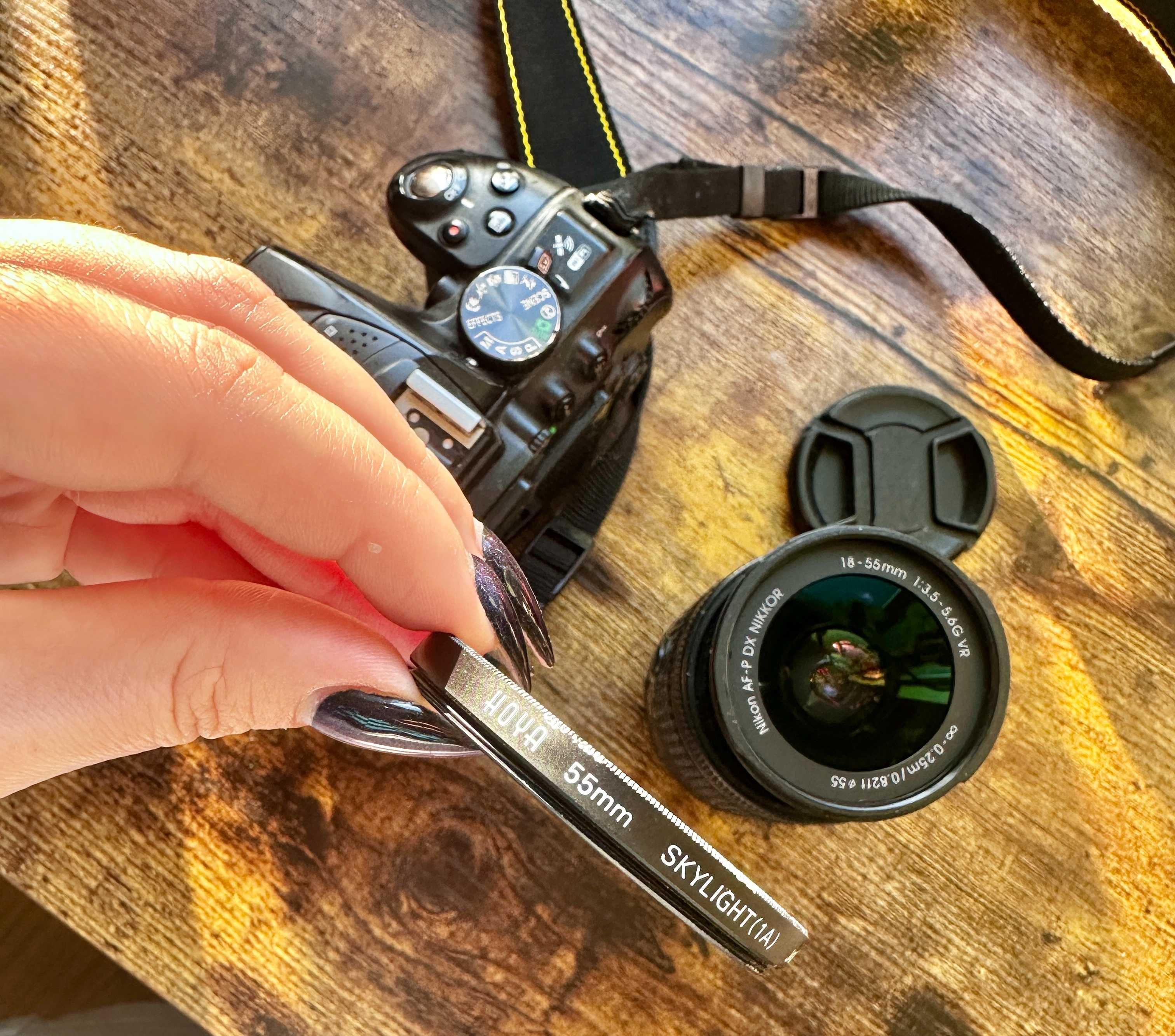 Nikon D5300 + Nikkor 18-55 + UV филтър и зарядно