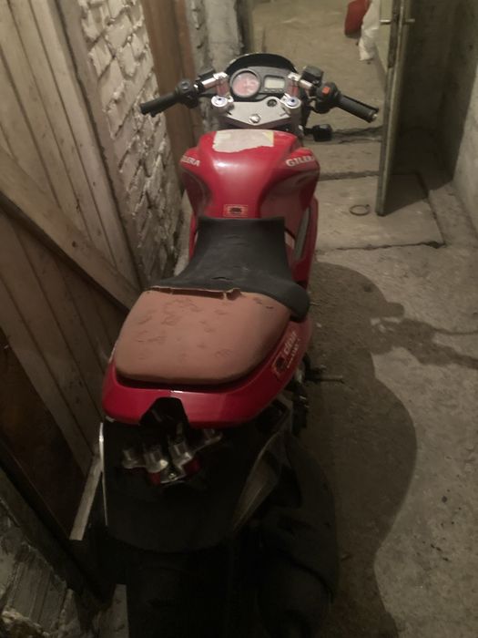 Продавам на части gilera DNA 125 4 valve