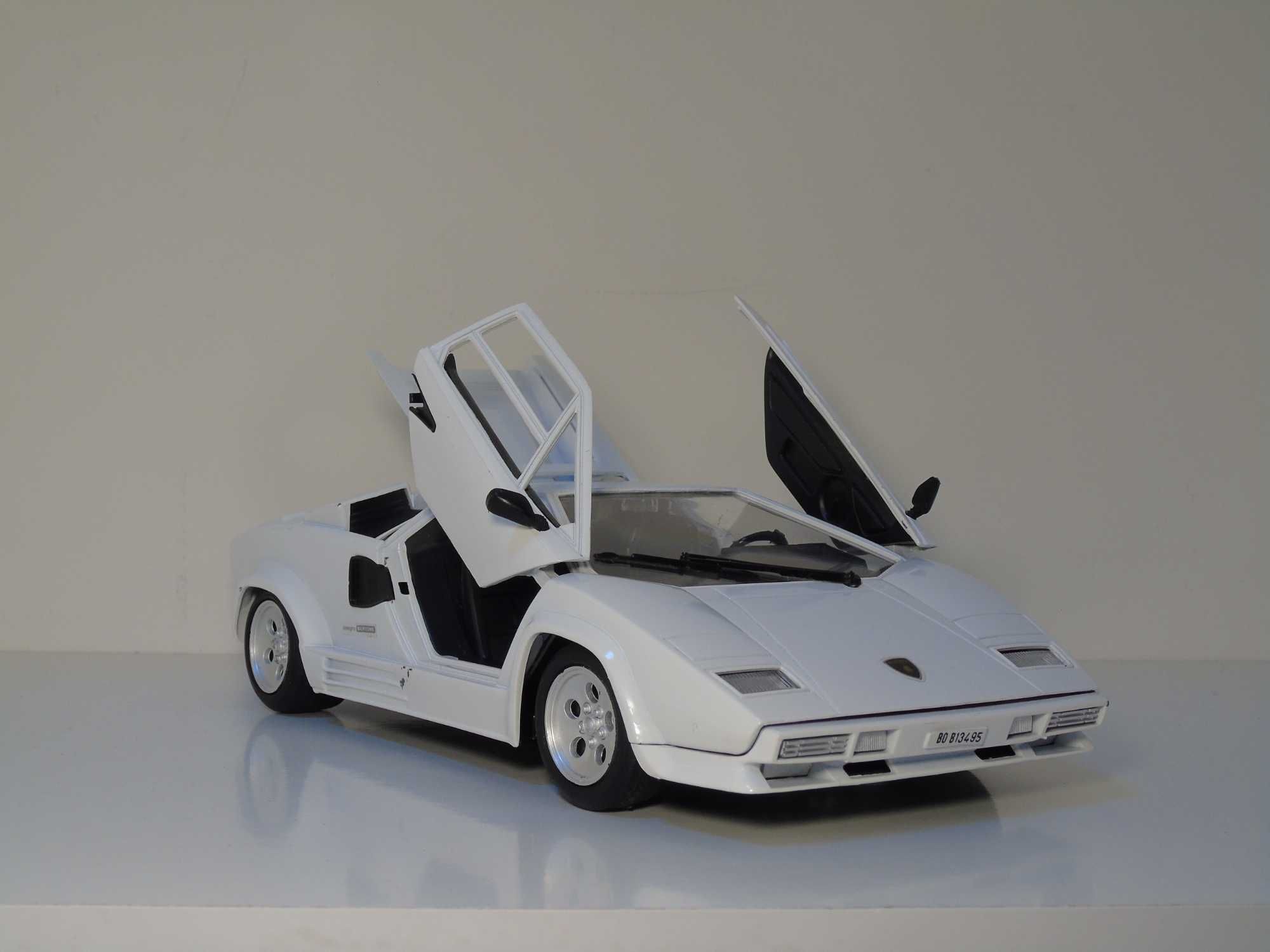 Macheta Auto 1:18 Tonka Lamborghini Countach 5000/nu Burago