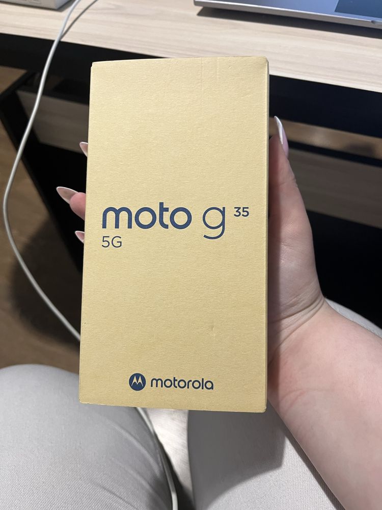 Motorola moto G35 coral с гаранция