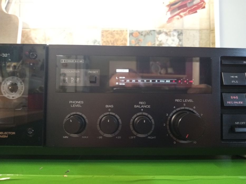 Deck casetofon AKAI GX - 32 .
