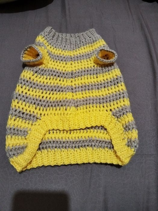 Вязанный свитер для кошек и собак