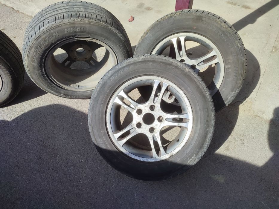 Продам комплект летних, зимних шин с диском