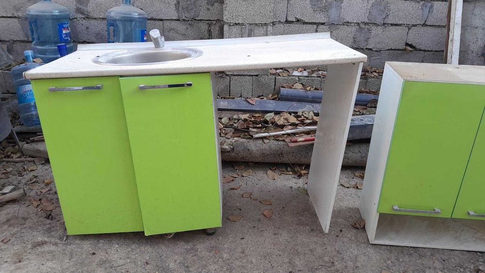 Продается Кухиний мебель Б/У