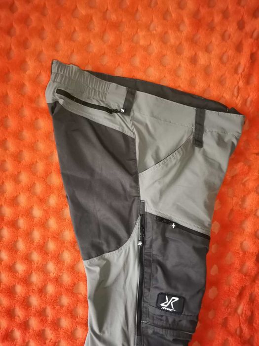 REVOLUTION RACE GP Pro
Мъжки панталон НОВ- без етикета, Л