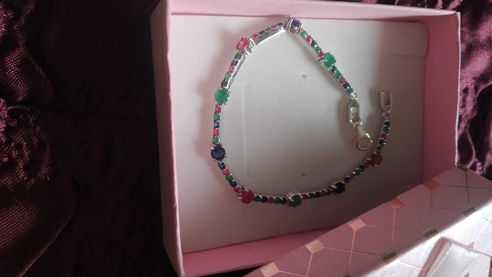 Дамски, сребърен комплект-гривна и ланец  В кутия