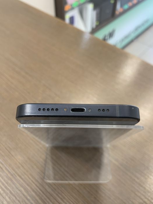 iPhone 12 / 64GB / 87% / Garantie 12 luni