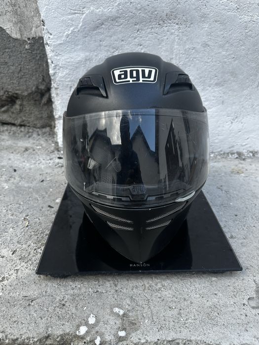 Vând casca agv