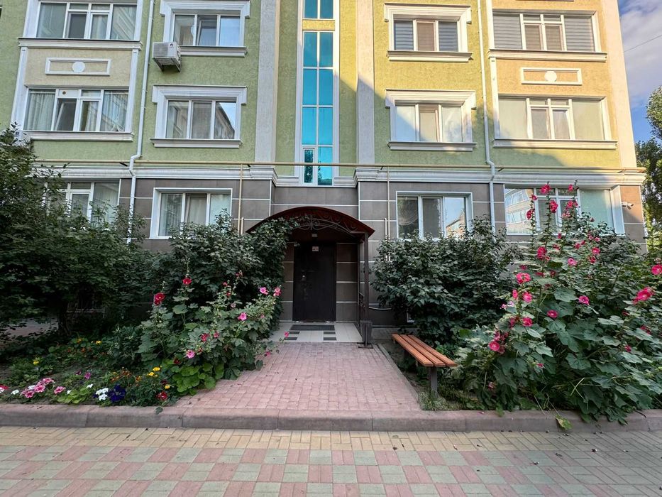 Продам 1-комн.кв. за гипермаркетом Дина