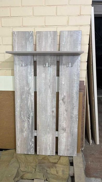 Продам настенную вешалку для прихожей