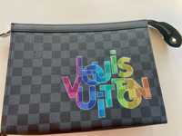 Louis Vuitton bag, чантата има много лека забележка по кожата
