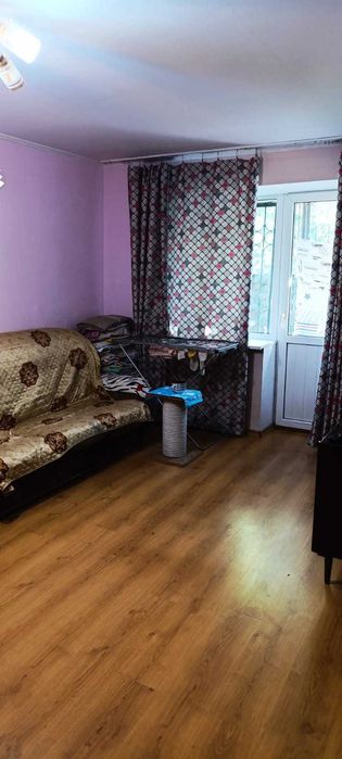 Продам трёхкомнатную квартиру в центре города Алматы (Айтеке би-Мира).