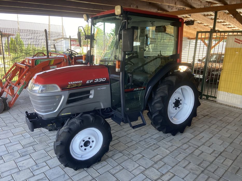 Tractor japonez Yanmar EF330, 4x4, 33cp, cabina