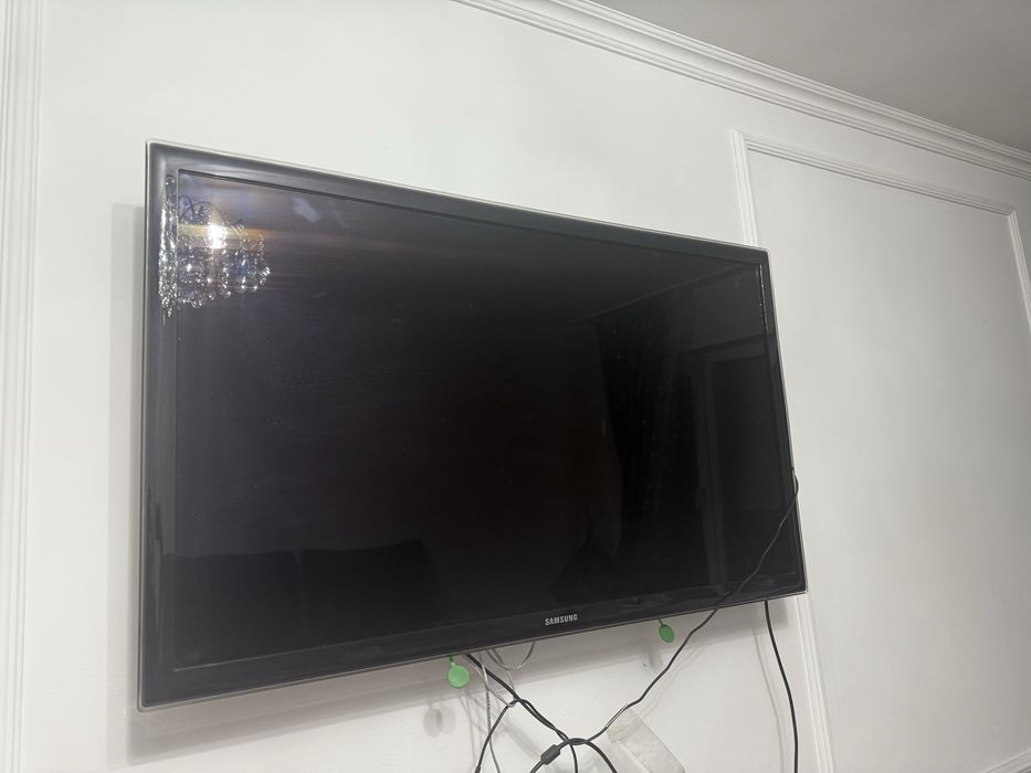 Продаётся LED-телевизор Samsung