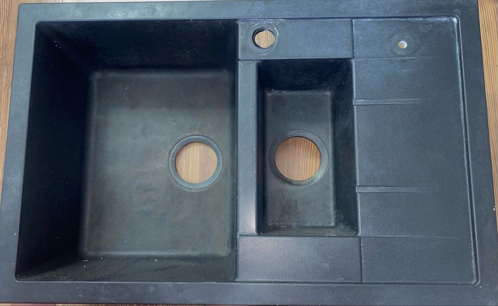 Прочная кухонная мойка из композитного материала (кварца)