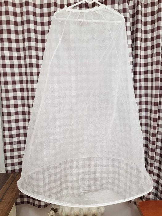 Rochie mireasa detalii simple