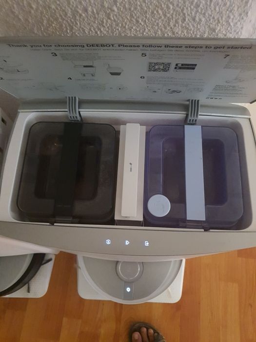 Robot aspirator cu mop Ecovacs X1 Omni