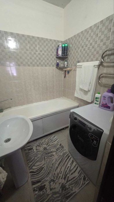 SOTILADI: 2 xonalik kvartira / ПРОДАЁТСЯ: 2х-комнатная квартира