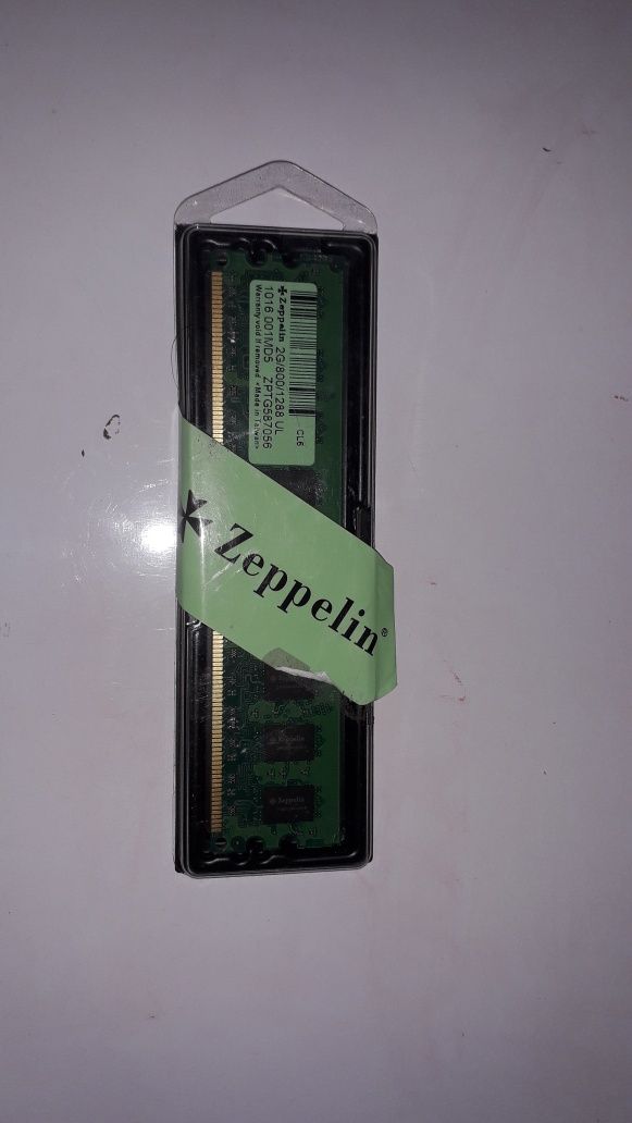 Продам ОЗУ для пк 2Gb DDR3, DDR4 новый