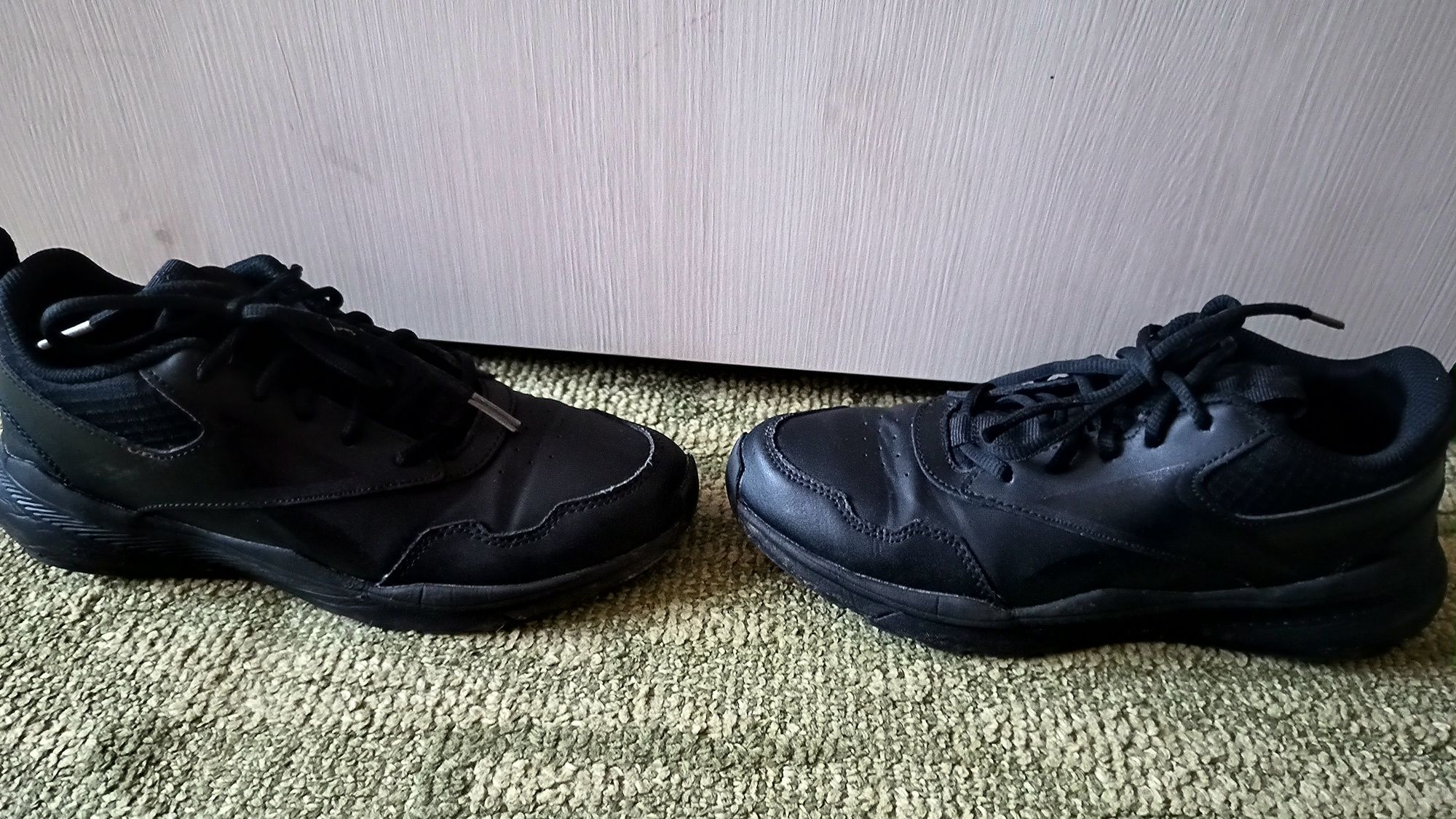 Adidasi Reebok mar.38, 25 cm măsurat în interior