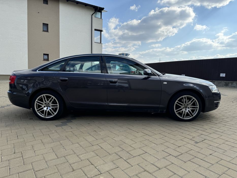 Vând Audi A6 C6, motorizare 3.0 TDI, 224 CP, motor puternic și fiabil.