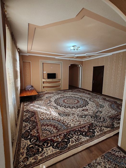 Ором бозор атрофида янги домда 4хонали кв  ижарага 250$га берилади