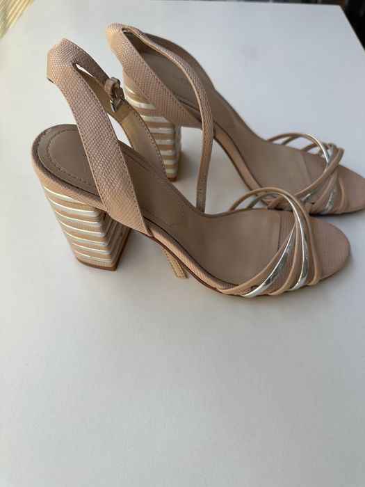 Sandale ALDO marime 37 , folosite o singura data