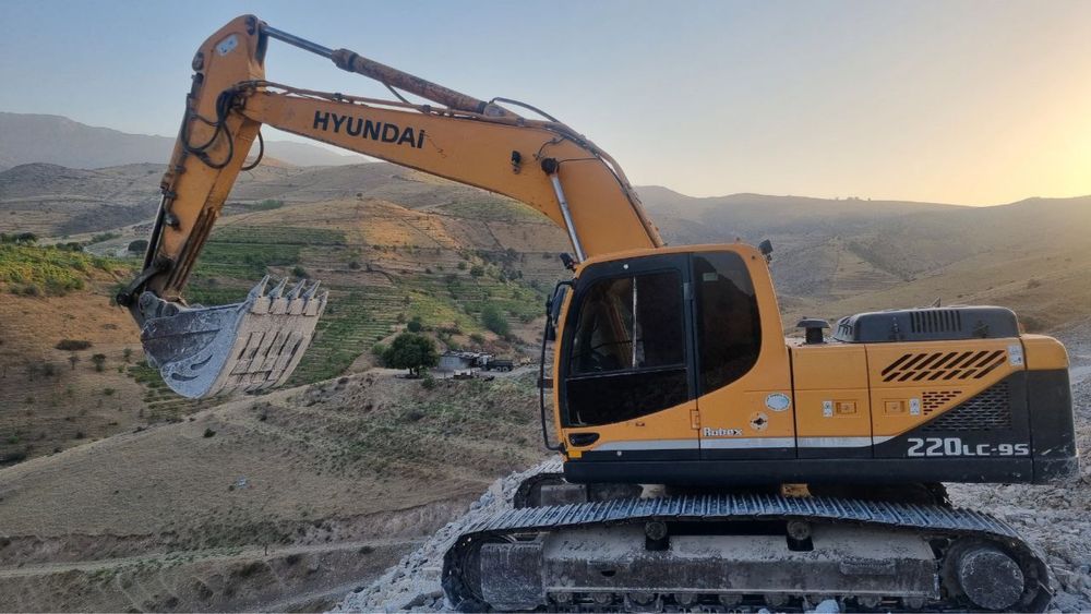 Hyundai 220 LC-95