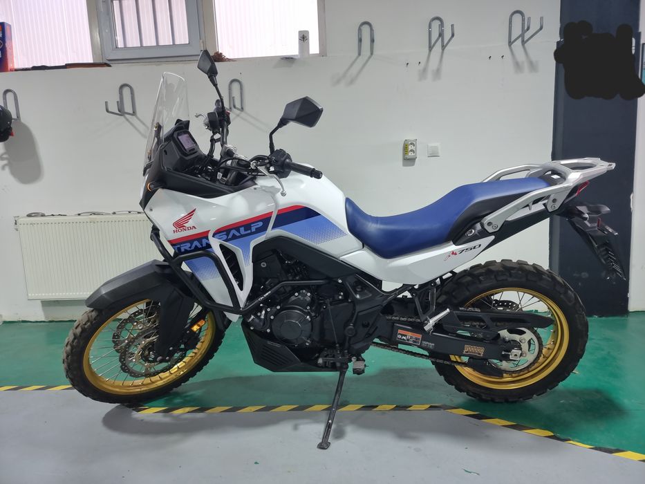 Vand Honda Transalp 750 2023