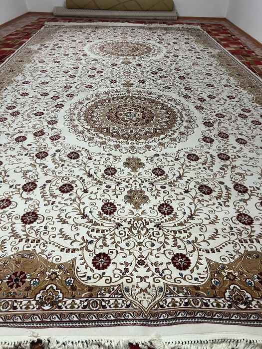 Очень качественный ковёр 4×7