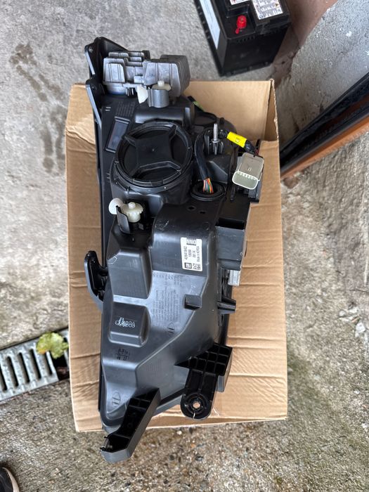 Фар за Опел Мокка х фейслифт