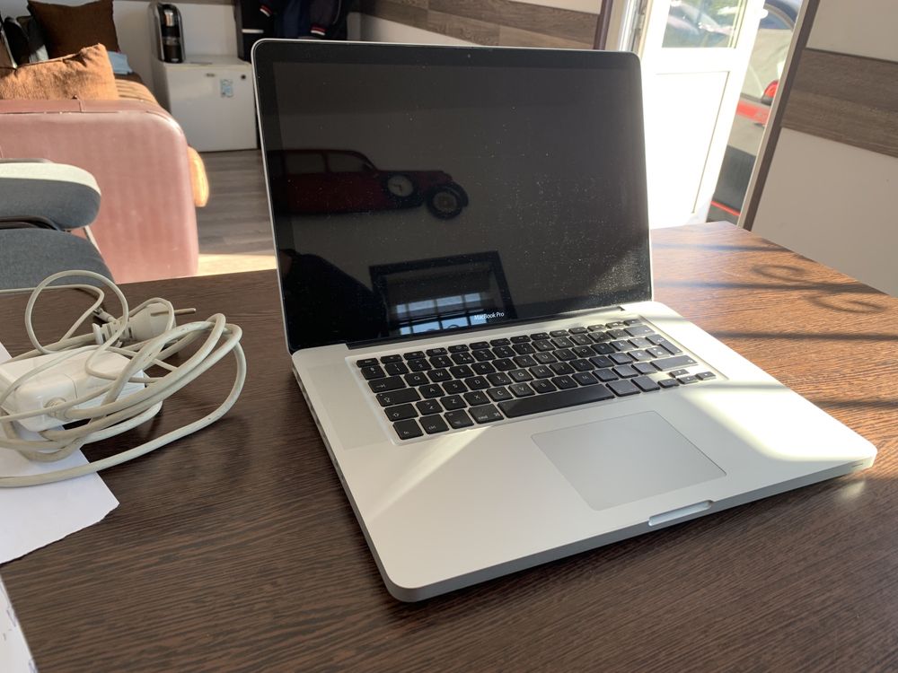 Macbook pro defect