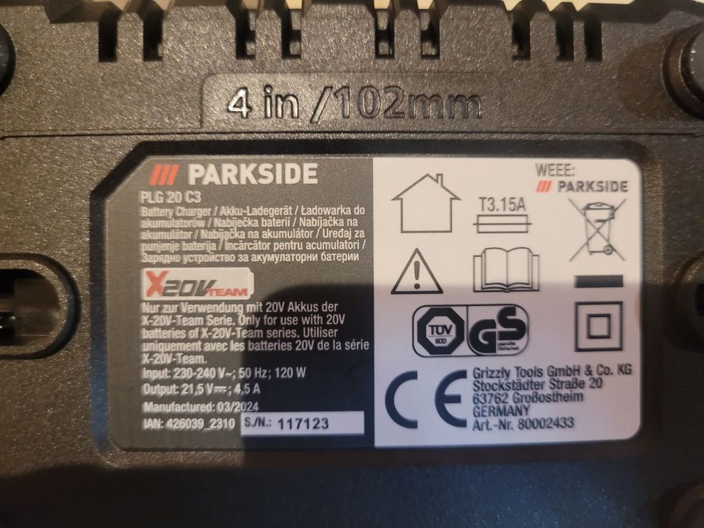 Батерии и зарядни устройства Parkside 20 волта 4 амперчаса/4.5 ампера