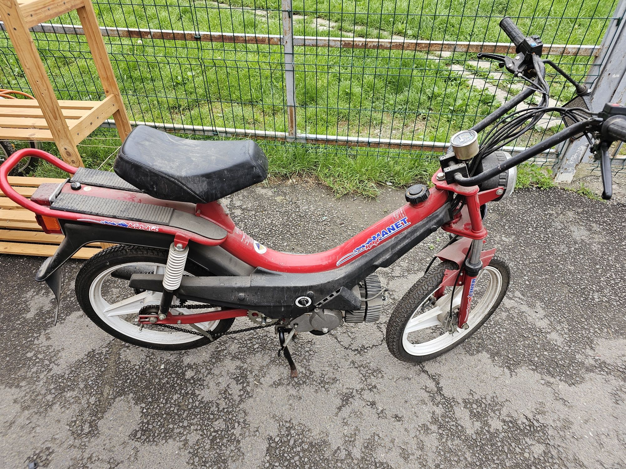 Moped piaggio cu pedale