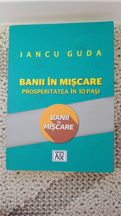 Cărți aproape noi, puțin folosite.